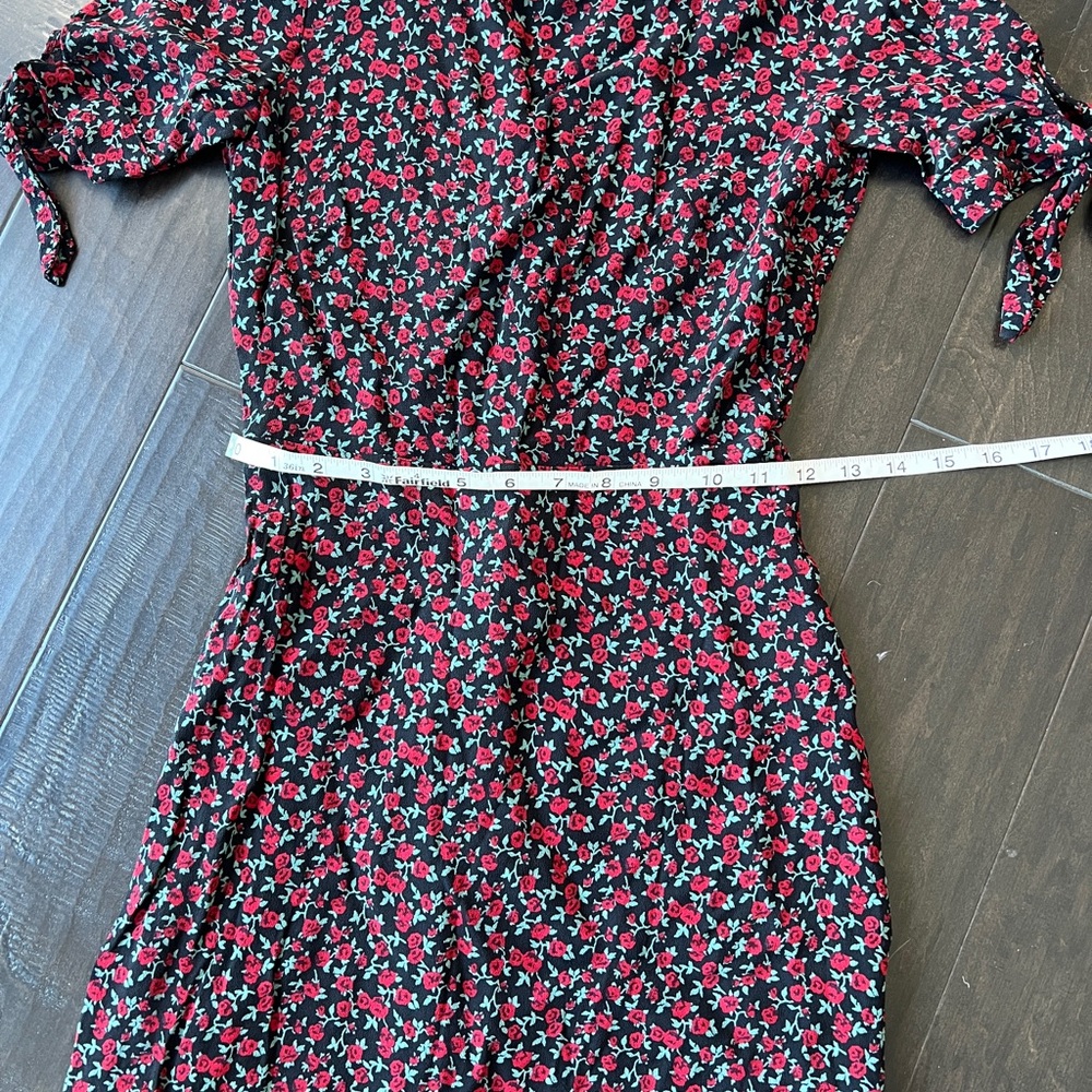 Reformation Amsterdam Dress - tailored to mini dress! Fits like size 0 - Picture 4 of 5
